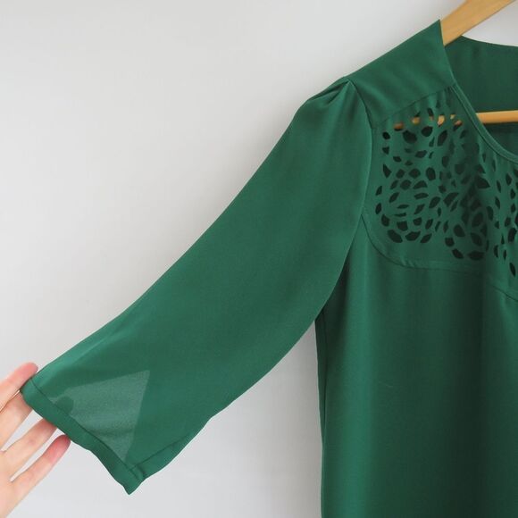 Anthropologie Womens 0 Petite HD in Paris Dara Green Laser Cut Minimalist Blouse - Picture 5 of 15